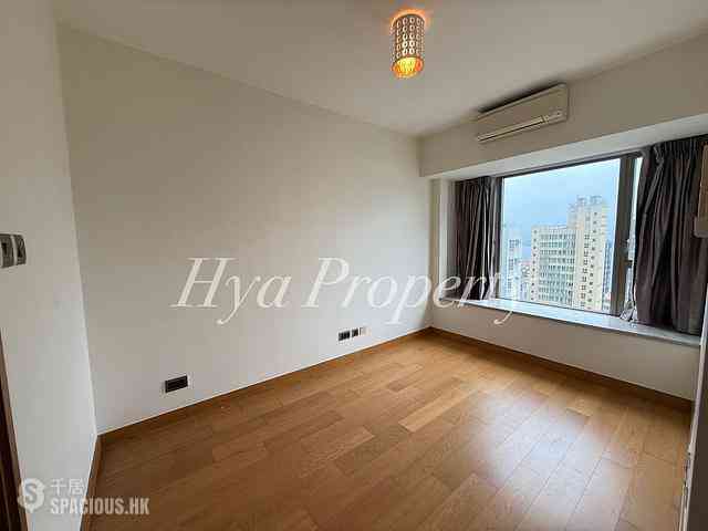 Sai Ying Pun - The Nova 04