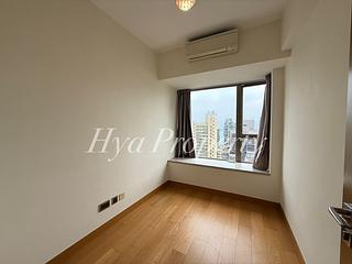 Sai Ying Pun - The Nova 05