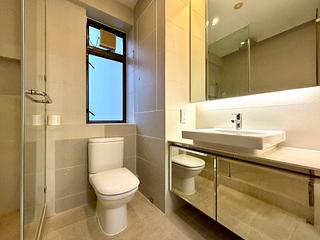 Mid Levels East - 74, Bamboo Grove 06