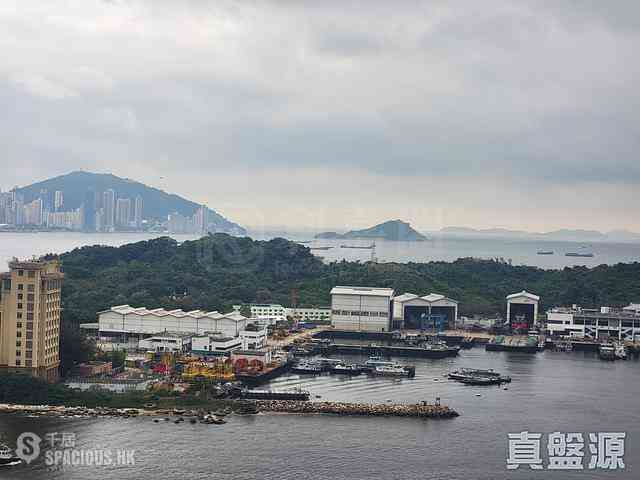 Cheung Sha Wan - Grand Victoria 01