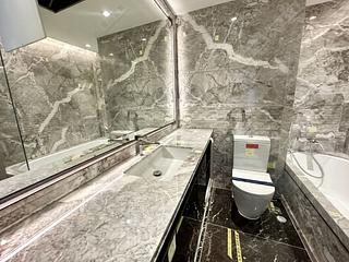 Wong Chuk Hang - The Southside Phase 3B Blue Coast Tower 1A 08