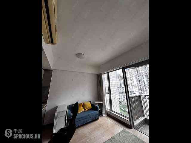 Sai Ying Pun - Island Crest Block 1 01