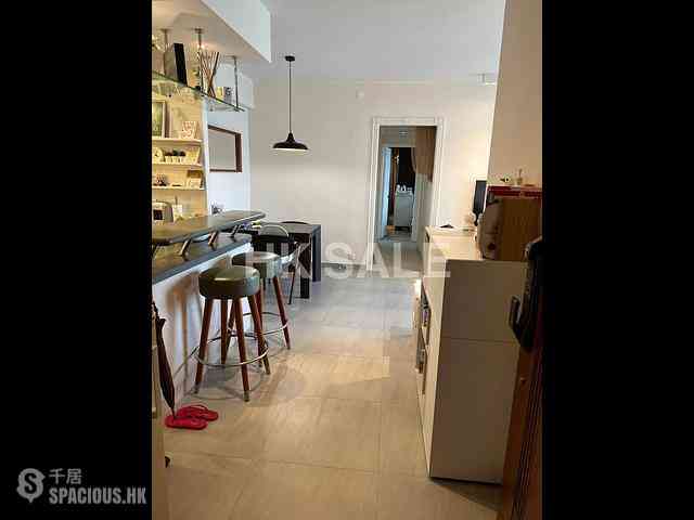 Kennedy Town - Serene Court 05