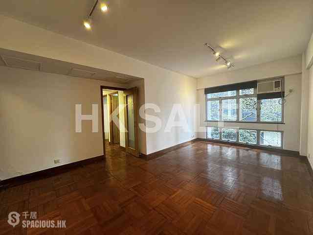 Mid Levels Central - Tak Mansion 01