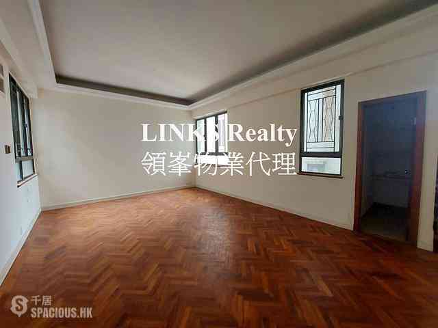 Stubbs Road - Taipan Court 04
