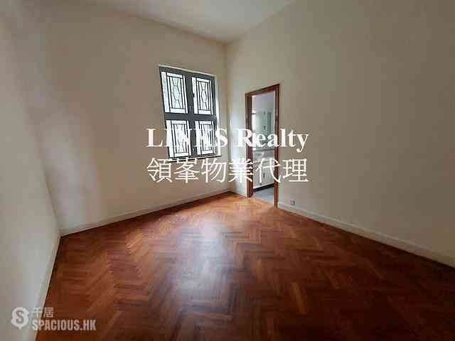 Stubbs Road - Taipan Court 08