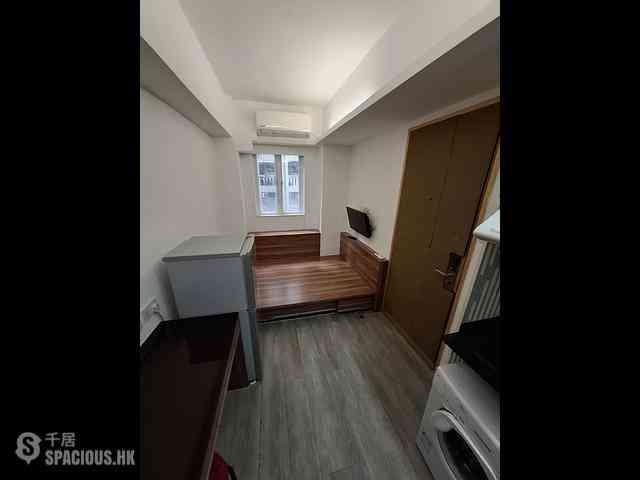 Wan Chai - Overseas Building 05