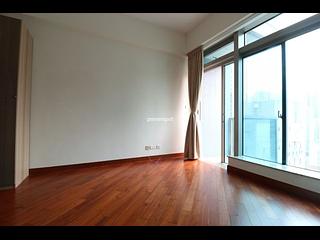 Wan Chai - The Avenue Phase 2 05