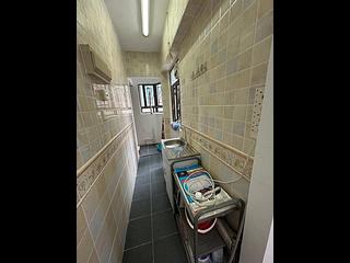 Wan Chai - Man Shek Building 07