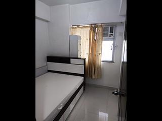 Wan Chai - Tonnochy Towers Block B 02