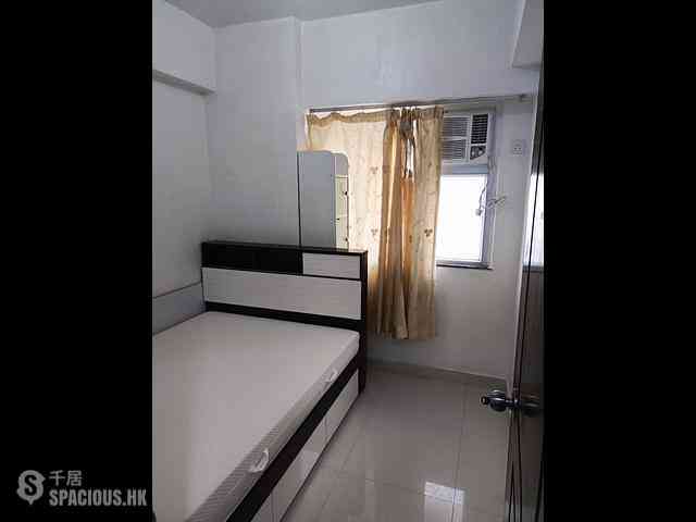 Wan Chai - Tonnochy Towers Block B 02