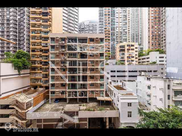 Mid Levels Central - Kings Court 02