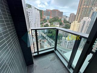 Shek Tong Tsui - Novum West 03