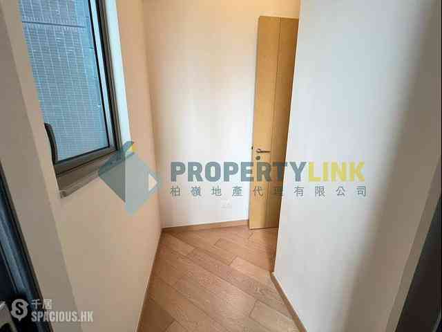 Shek Tong Tsui - Novum West 09