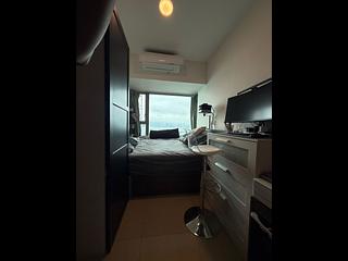 Kennedy Town - The Merton Tower 1 08