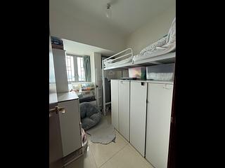 Kennedy Town - The Merton Tower 1 05