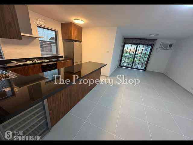 Sai Kung - Tso Wo Road Village House 02