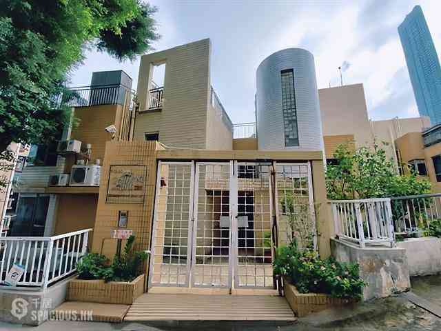 Stubbs Road - The Notting Hill 06