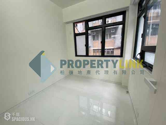 Sheung Wan - Kamcourt Building 03