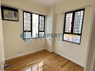 Sai Ying Pun - Golden Phoenix Court 03