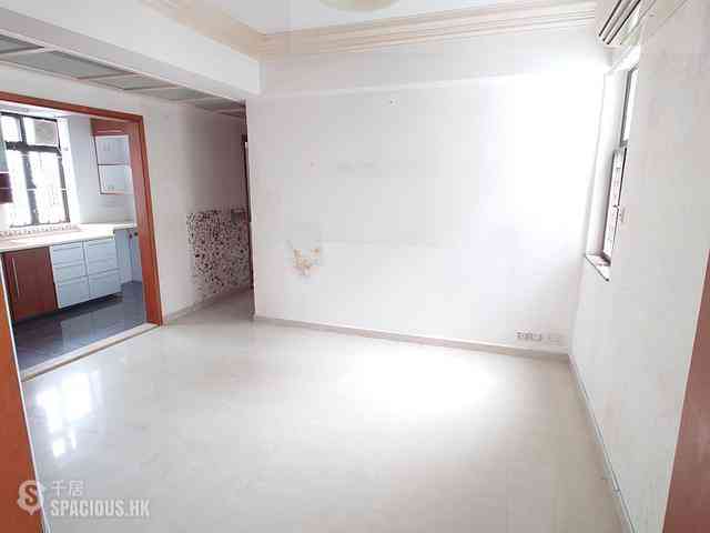 Stubbs Road - Miramar Villa 01