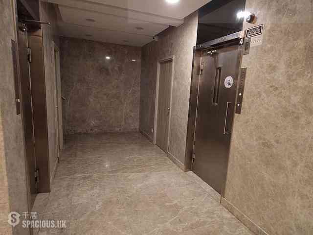 Stubbs Road - Miramar Villa 03