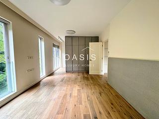 Stubbs Road - Leon Court 14
