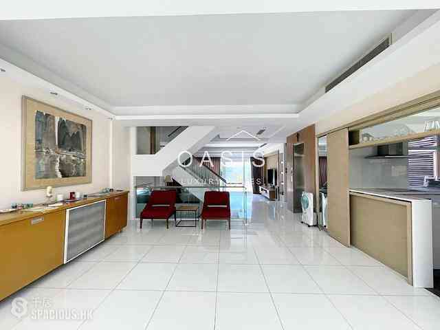 Wong Chuk Hang - Manly Villa 02