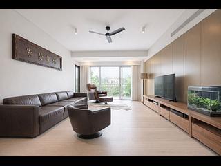 Chung Hom Kok - 8-14, Cape Road 03