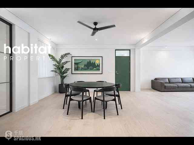 Chung Hom Kok - 8-14, Cape Road 04