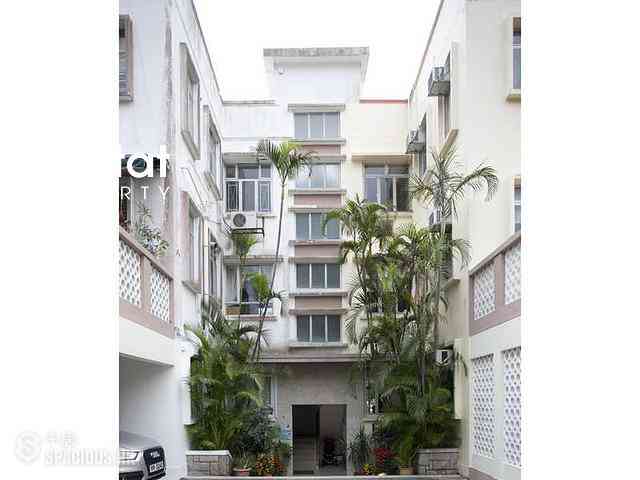 Chung Hom Kok - 8-14, Cape Road 05
