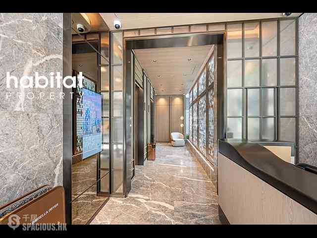 Central - One Central Place 18