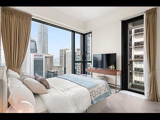 Central - One Central Place 10