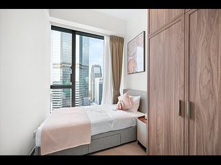 Central - One Central Place 11