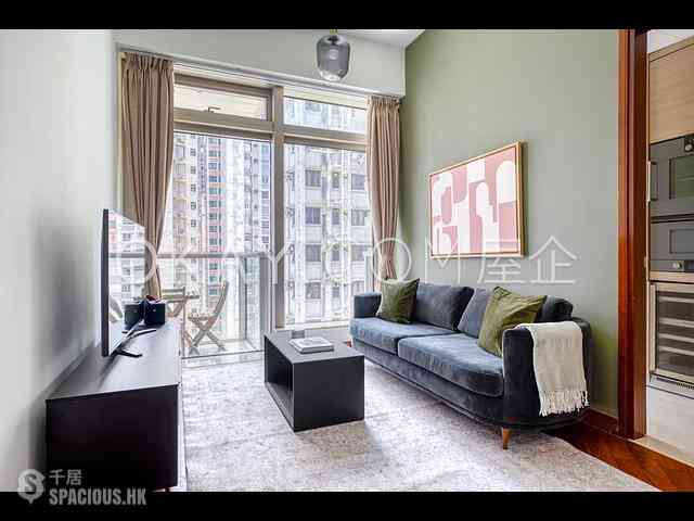 Wan Chai - The Avenue Phase 2 01