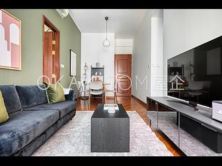 Wan Chai - The Avenue Phase 2 02
