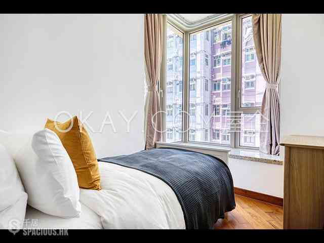 Wan Chai - The Avenue Phase 2 08