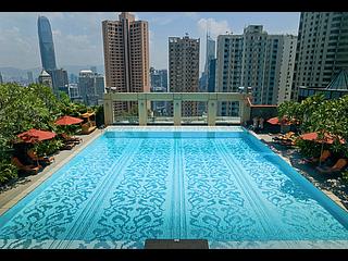 Mid Levels Central - Queen's Garden 06