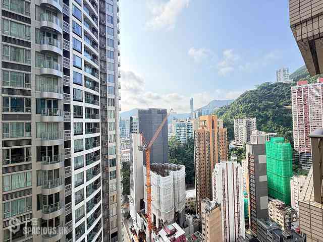 Wan Chai - The Zenith 01