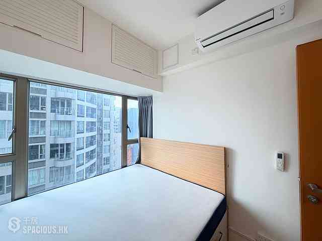 Wan Chai - The Zenith 07