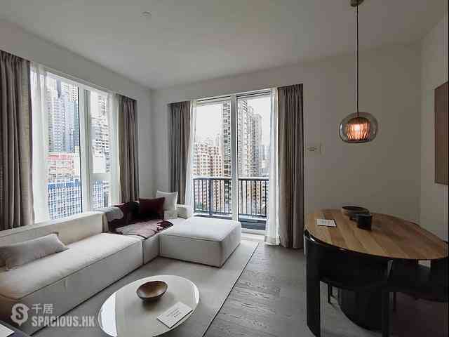 Sheung Wan - 42, Tung St. 02