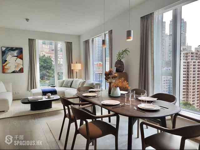 Sheung Wan - 42, Tung St. 01