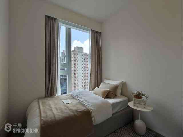 Sheung Wan - 42, Tung St. 07