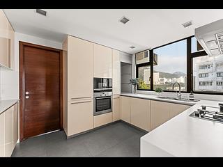 Pok Fu Lam - Cape Mansion 11