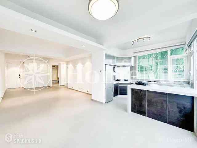 Causeway Bay - Hoi Deen Court 10