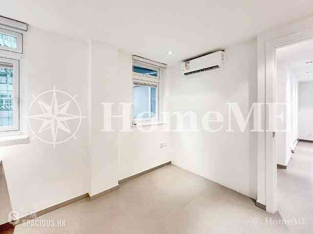 Causeway Bay - Hoi Deen Court 14