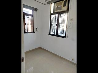 Sai Ying Pun - Good Times Building 02