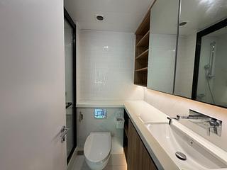 Soho - Centrestage Block 2 07