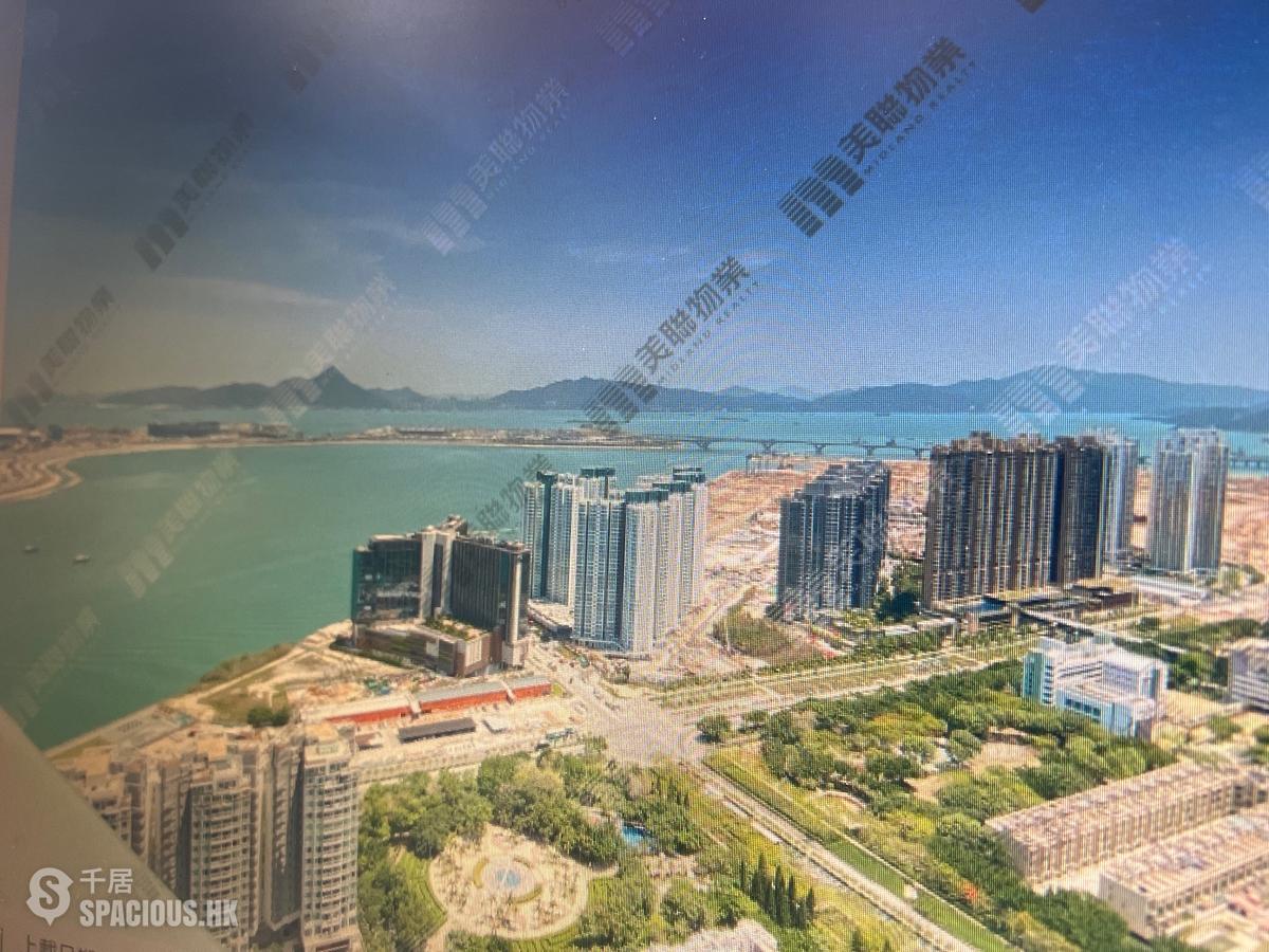 Tung Chung - Coastal Skyline Phase 3 La Rossa Block Block A (Block 7) 01