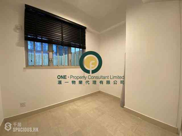 Sai Ying Pun - Wah Lee Building 07